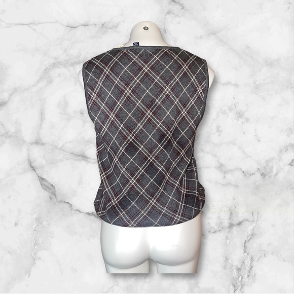 Women’s GAP Knit Grey/burgundy/cream Vest NWT sz Large - Picture 2 of 2
